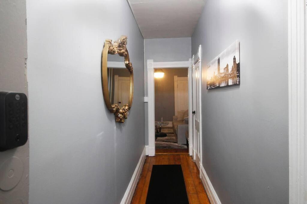 Renovated Brady St. Classic ミルウォーキー エクステリア 写真